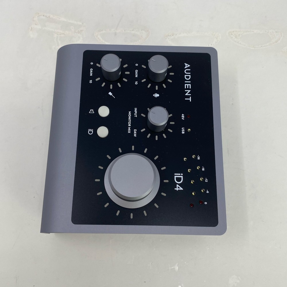 Audient iD4 MKII USB-C Audio Interface Black 2x2