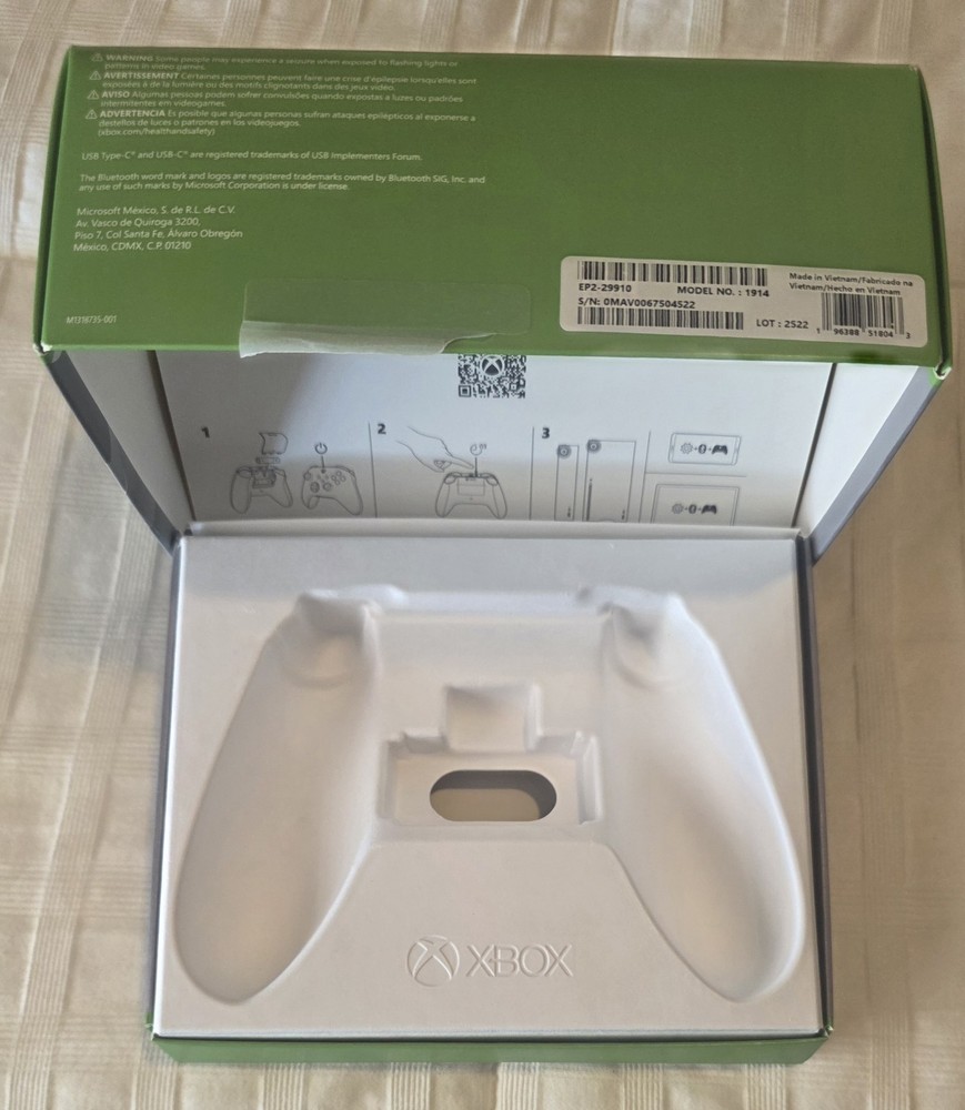 *BOX ONLY* Microsoft XBox Arctic Camo Special Edition Wireless Controller