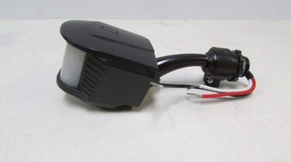 Woods 180° Replacement Adapter/Motion Sensor - L6020BR, Bronze, 70' Detection