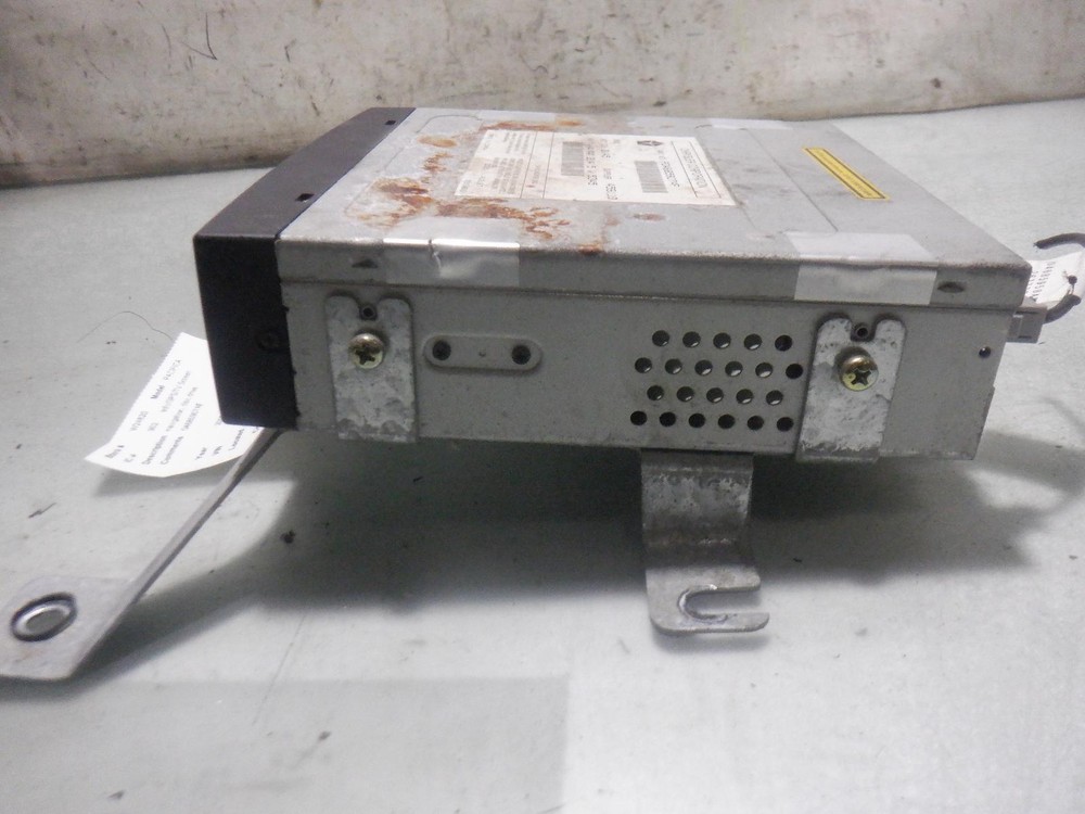 06 CHRYSLER PACIFICA Info Screen 04685907AF