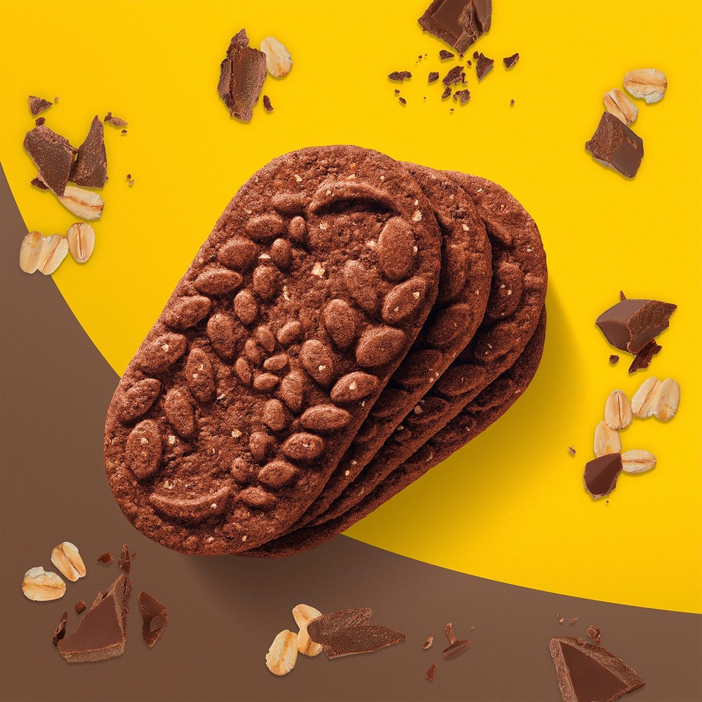 belVita Breakfast Bars Biscuits, Chocolate, 30 Total Packs, 6 Boxes