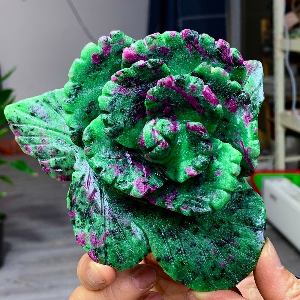 1.2LBNatural green Ruby zoisite(anylite)crystal Carving rose glow under UV light