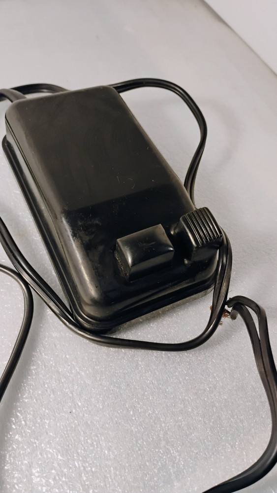 Singer Sewing machine Controller 194588 - tested