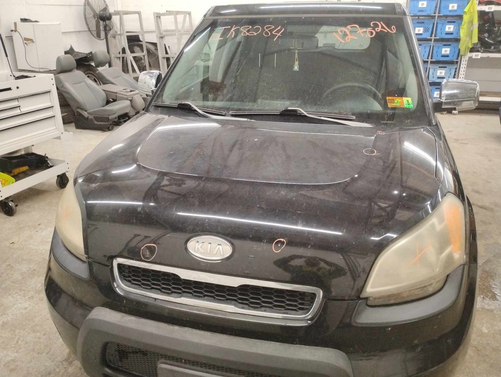Spindle Knuckle Front KIA SOUL Left 10 11