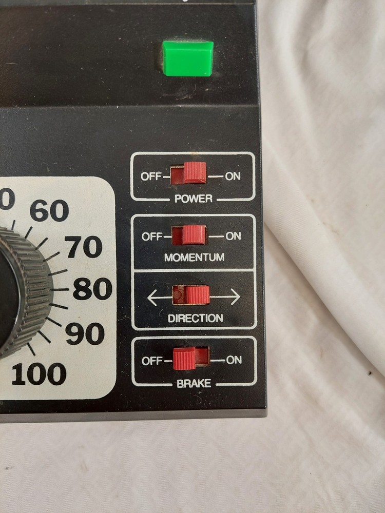 MRC Tech II Loco-Motion 1500 Train Controller. HO. Nice,Clean.