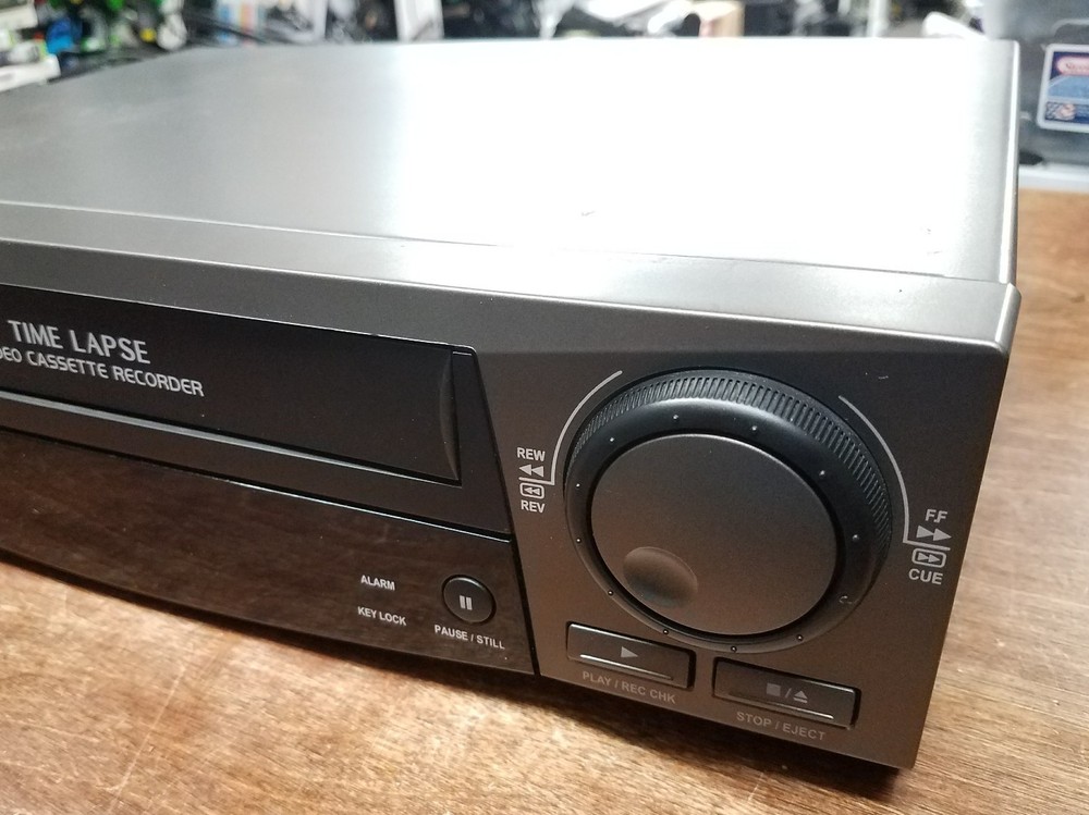 ARM Electronics 30 Hour Real Time 960 Hour Time Lapse Recorder VCR Security