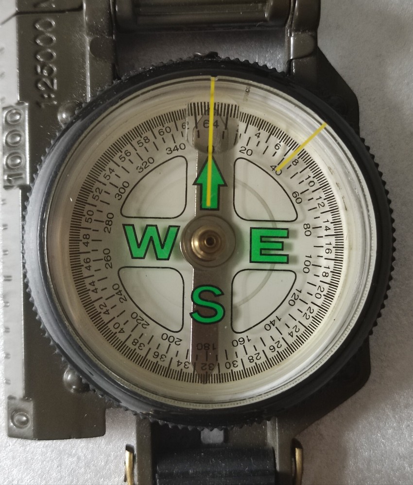 Compass Foldable in Closed Metal Case Camping Accessory Original