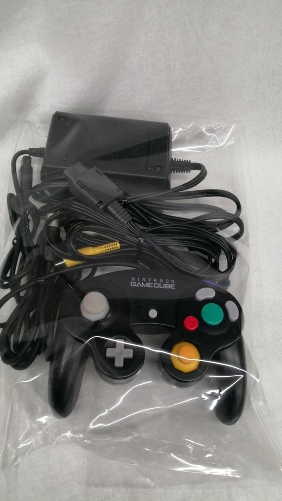 NINTENDO DOL-001 GameCube