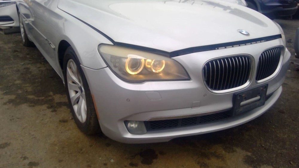 750I 2011 Air Shutter 1108403