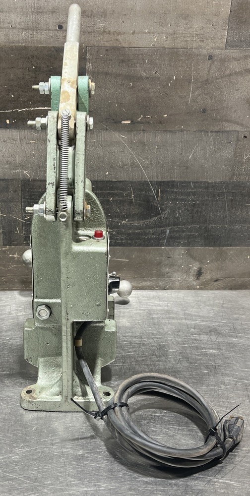 Emco Benchtop Injection Molding Machine Model 250 Used Surplus