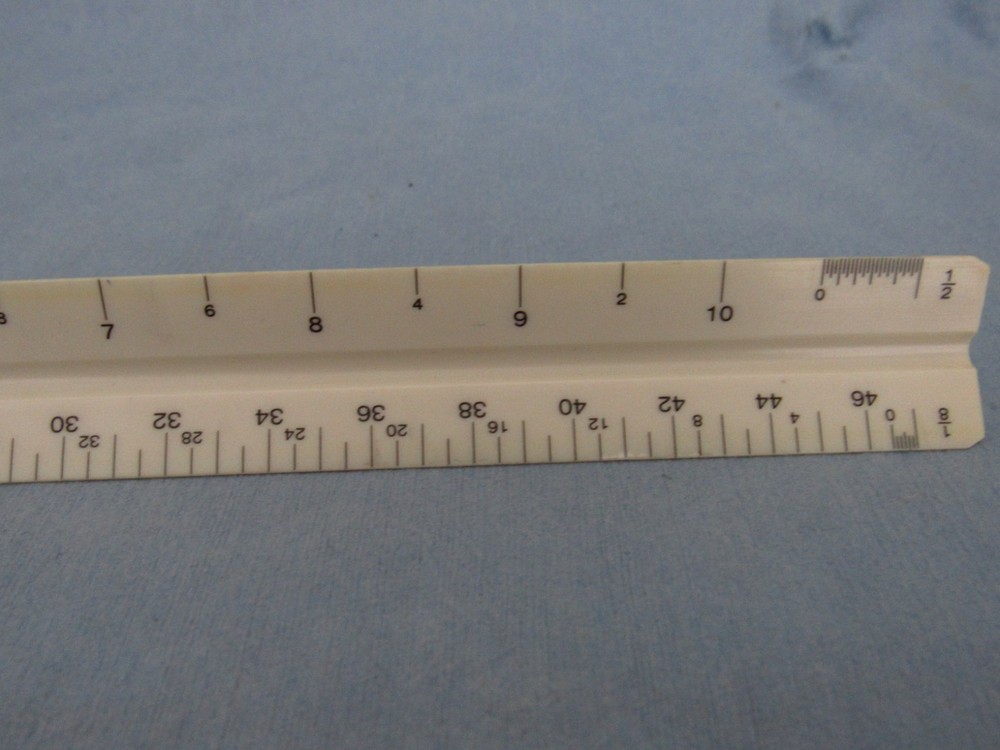 Staedtler 987 19-31 Triangular 12" Architect Scale