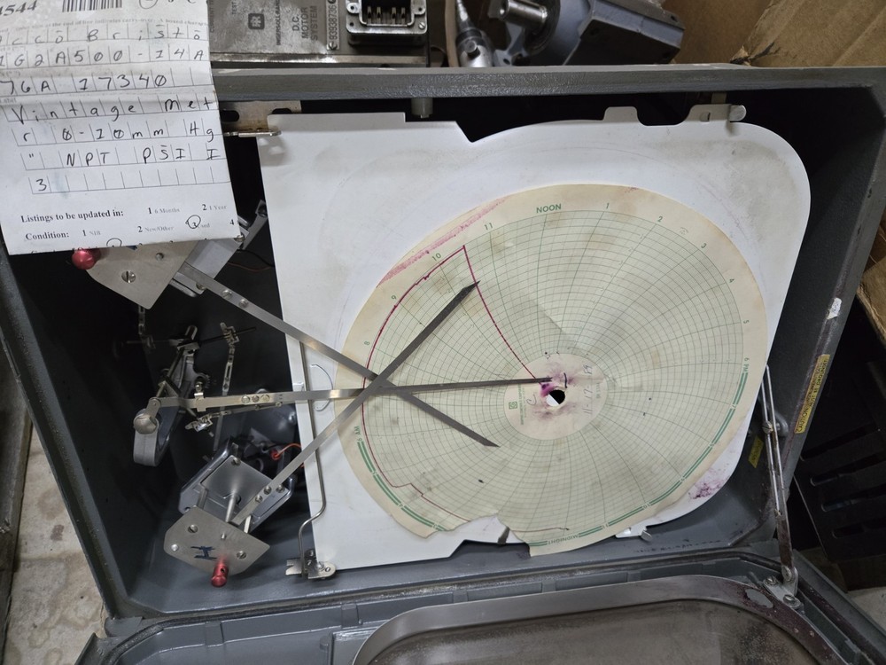 Bristol Chart Recorder Model 1G2A500-14A