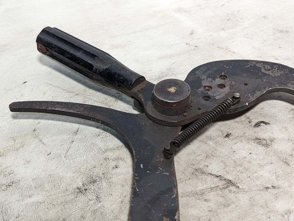 Unbranded caliper gage, missing dial