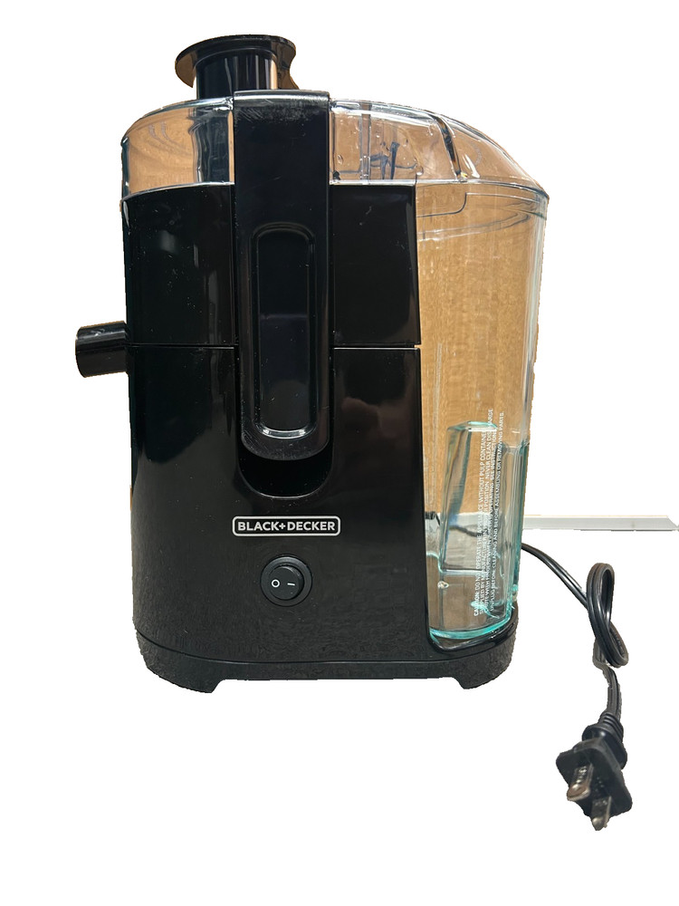 BLACK & DECKER Juicer Model JE2400 Works Great