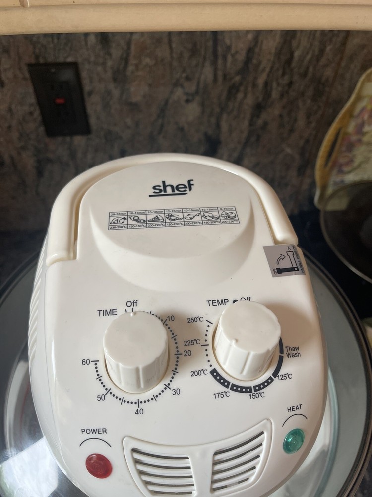 Shef Counter Top 12-Quart Size Halogen Oven,1200W,complete Set, Preowned