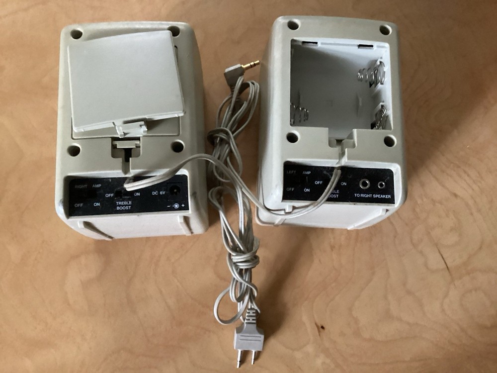 Labtec CS-150 Stereo Computer Speakers System