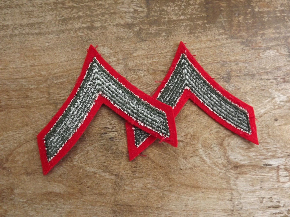 Pair, Marine Corps PFC Service Chevrons - INV# A5951