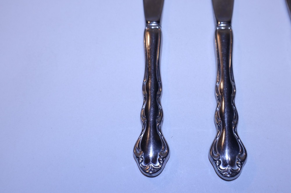 Reed And Barton REGENCY Stainless Flatware Replacements - 4 Dinner Knives 9"