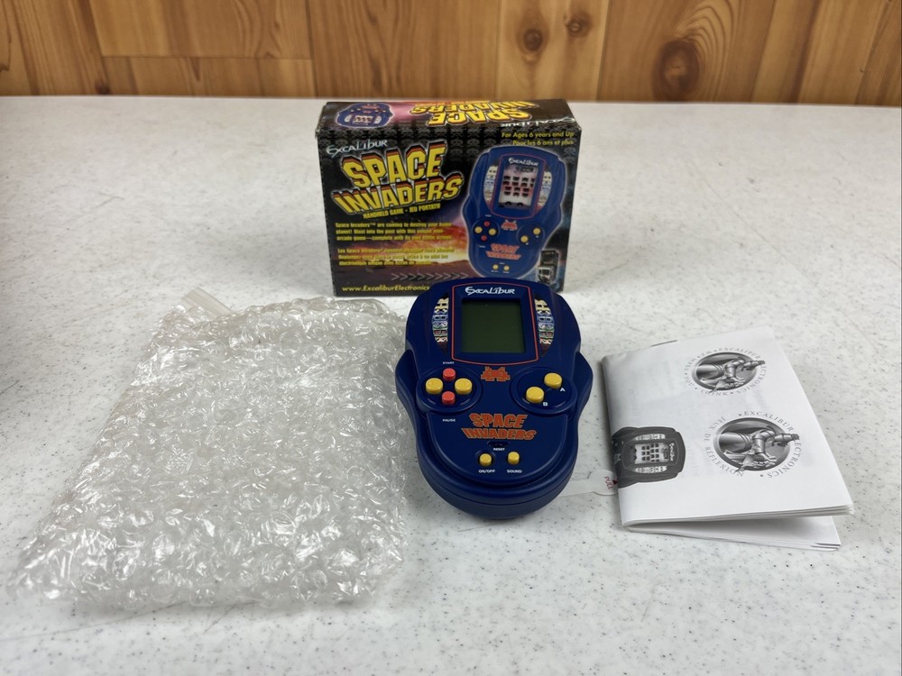 New Vtg Exxcalibur Space Invaders Handheld Game