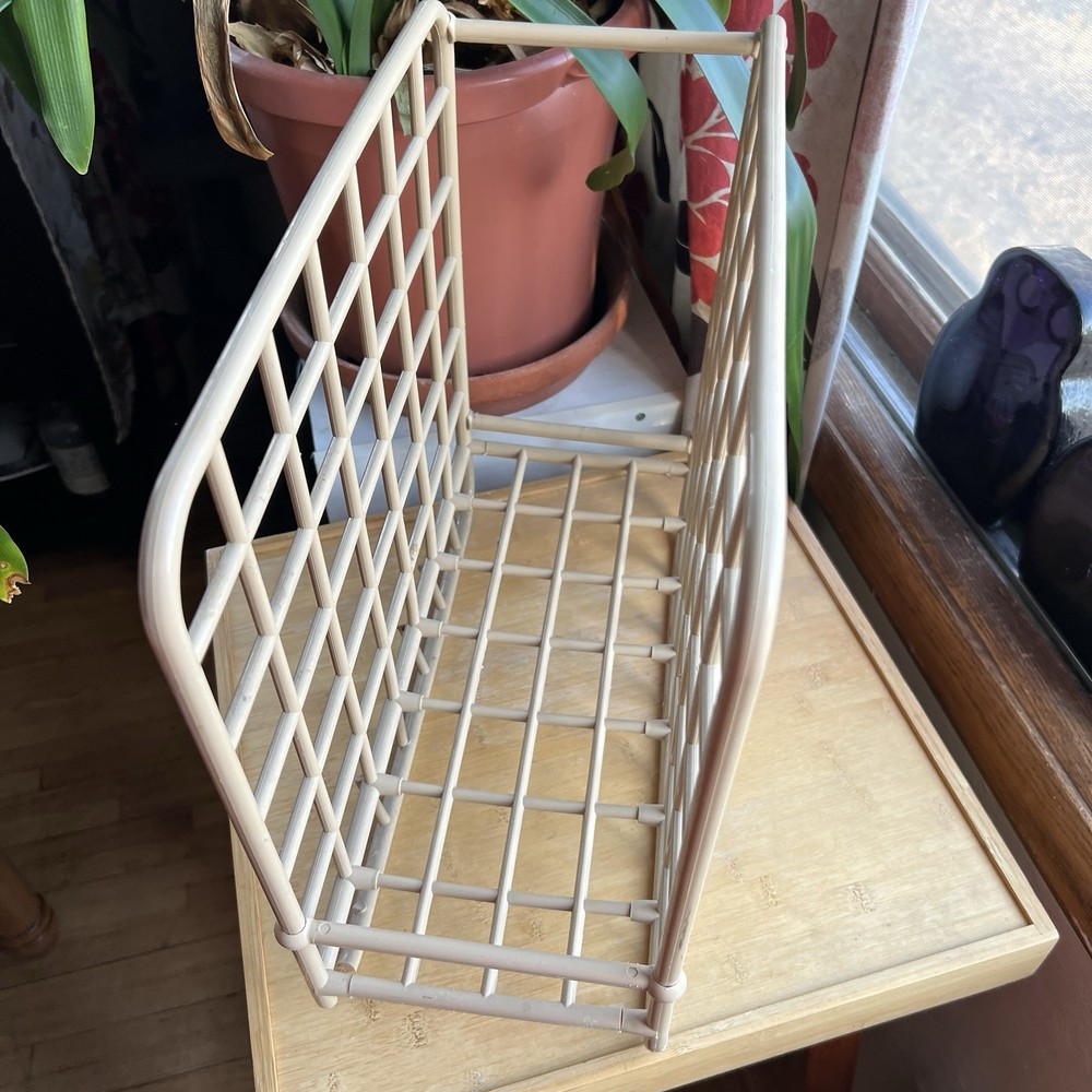Vintage YAFFA Tan Magazine Record Rack Organizer Catch All 1982 Basic Line READ