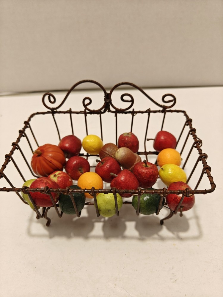 Decorative Small Fruit Basket