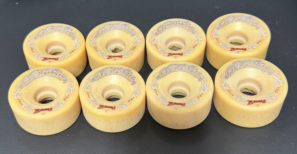 Powell bones artistic wheels 98a 62mm