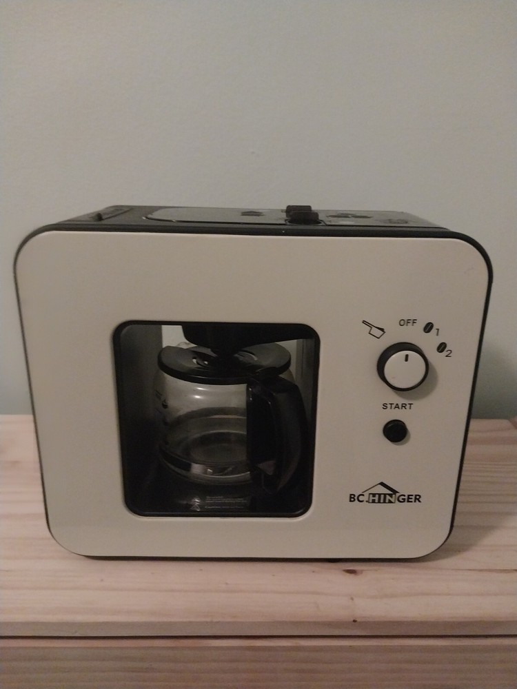 BC HINGER Grind and Brew Automatic Coffeemaker
