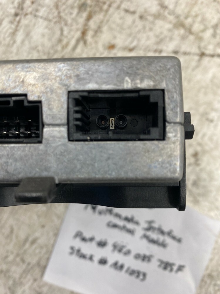 12 AUDI A6 S6 C7 OEM AMI MUSIC STEREO INTERFACE CONTROL MODULE 4E0035785F 08-12