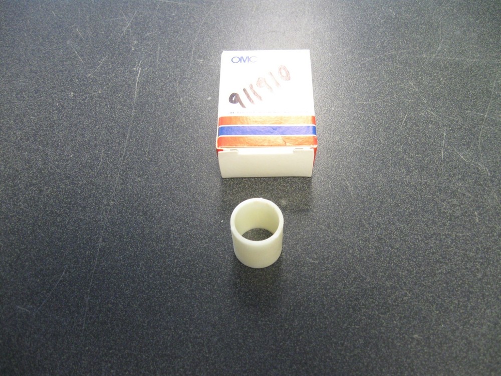 Johnson Evinrude OMC 0911910 Bushing JO107