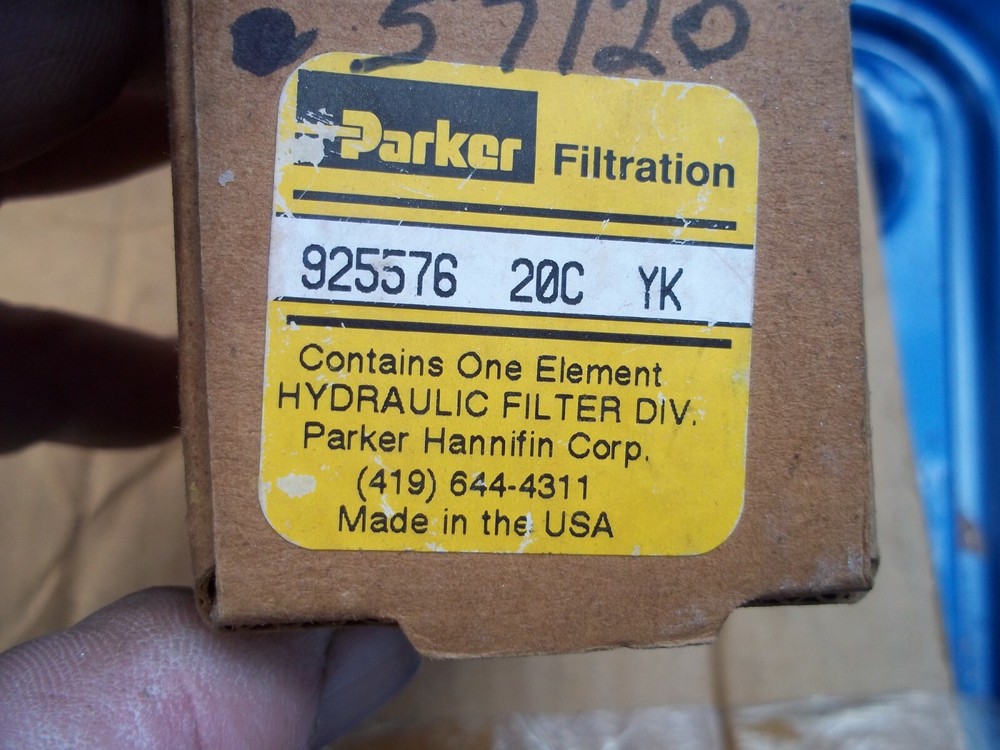 GENUINE   PARKER  HYDRAULIC FILTER  P/N  925576  20C