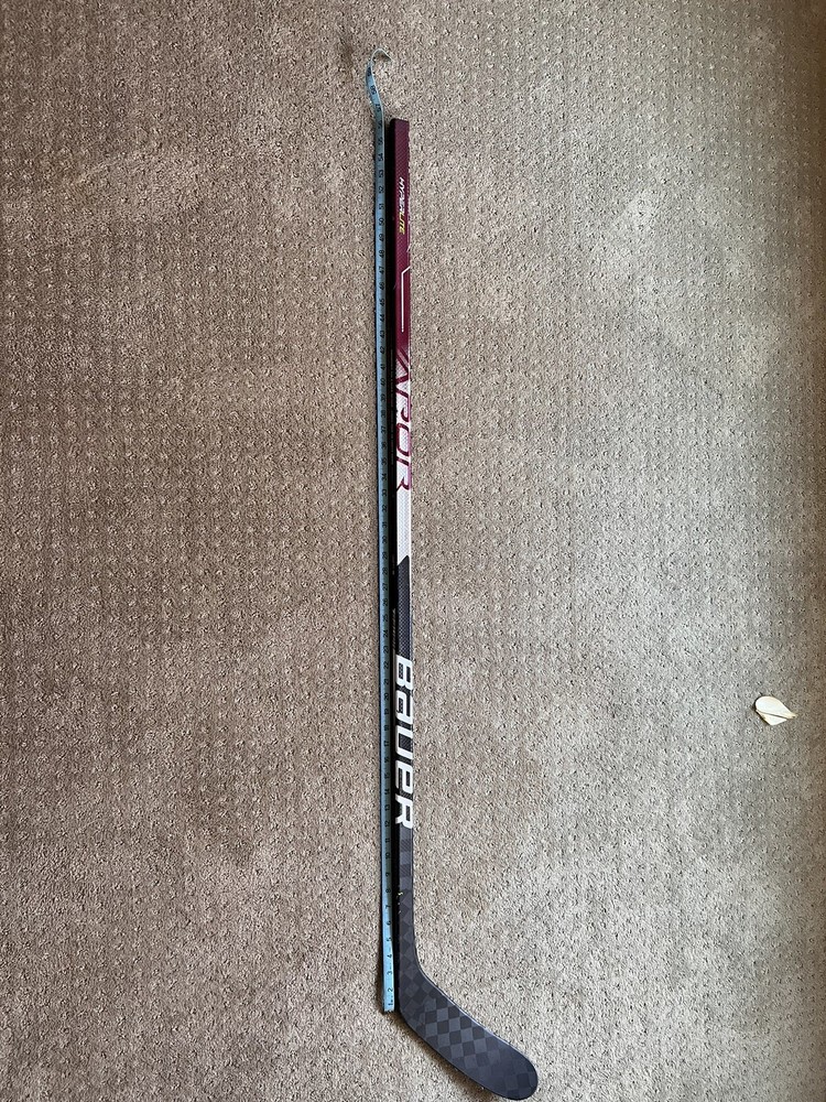 Bauer Vapor Hyperlite Pro Stock - 82 Flex - P28 Max - 56” - Tactile Grip