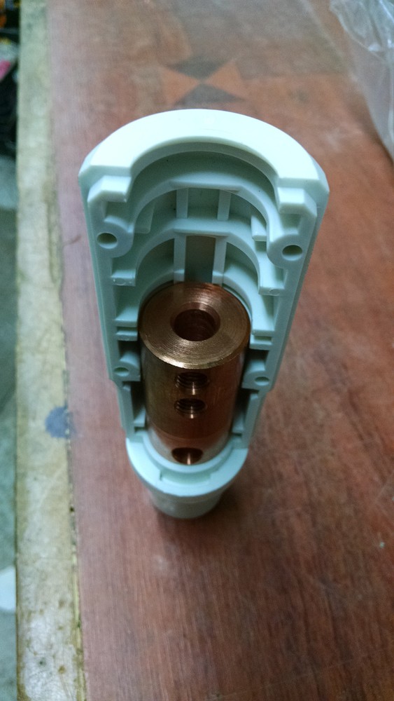 Advanced Devices CL Series CL2F Inline female locking plug connector white