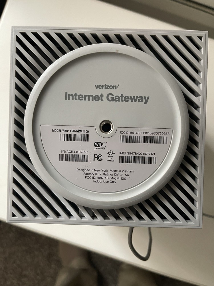 Verizon Internet Gateway | Model ASK-NCM1100 W/ Power Adapter