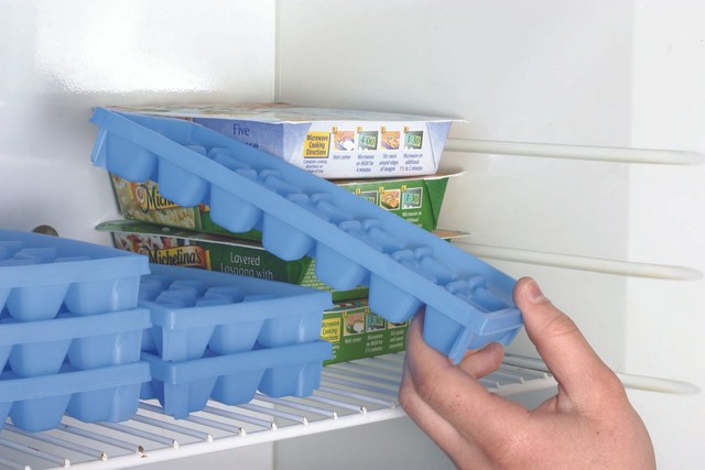 Camco Mini Ice Cube Trays 2 Pack 9" x 4" x 1" 44100