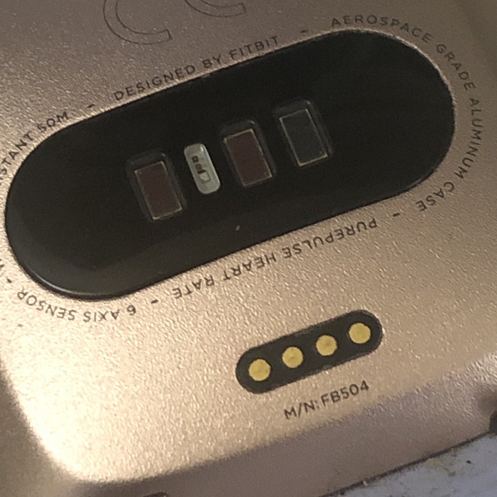 Fitbit Versa FB504