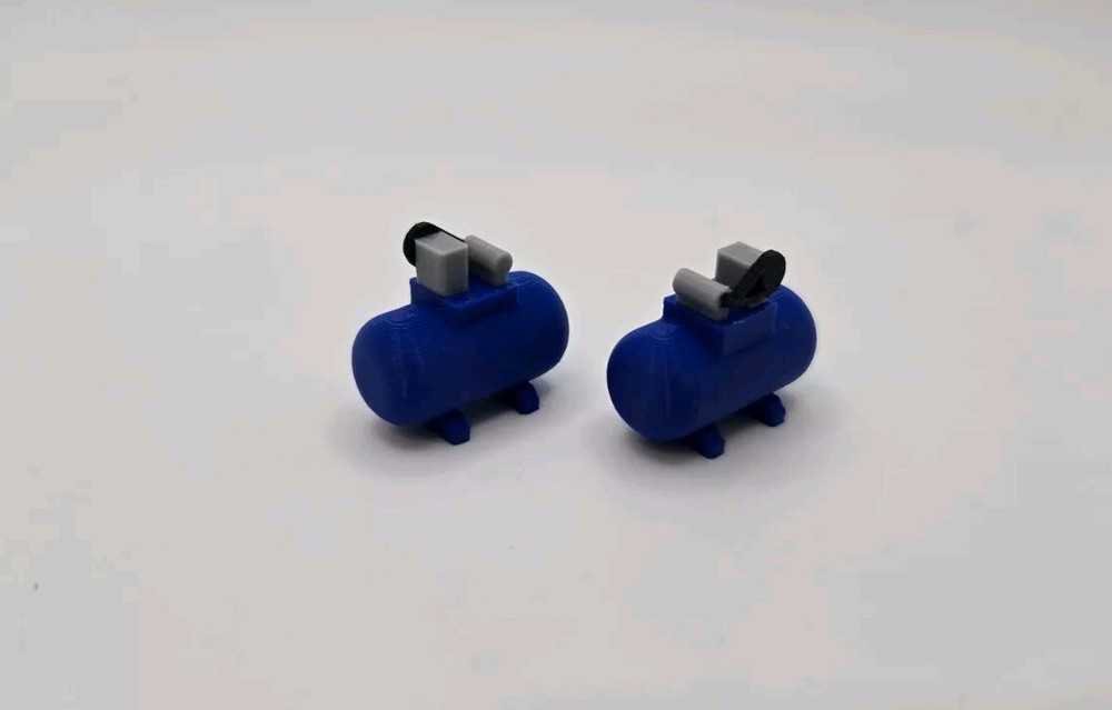 1/50 Scale Small Shop Compressor *2 Pack* in Blue
