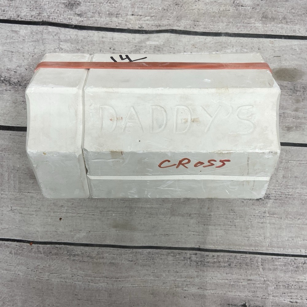Ceramic Mold Cross On Egg D-89