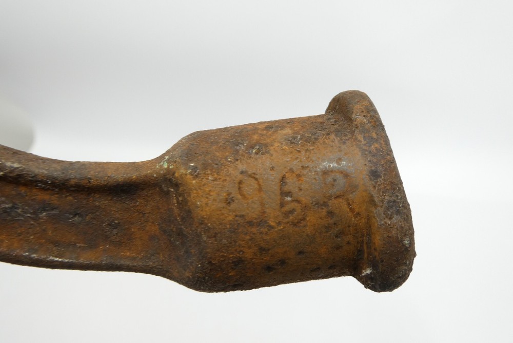 Antique Old 96R Crank Handle Triangular Fitting Machine Part Cast Iron