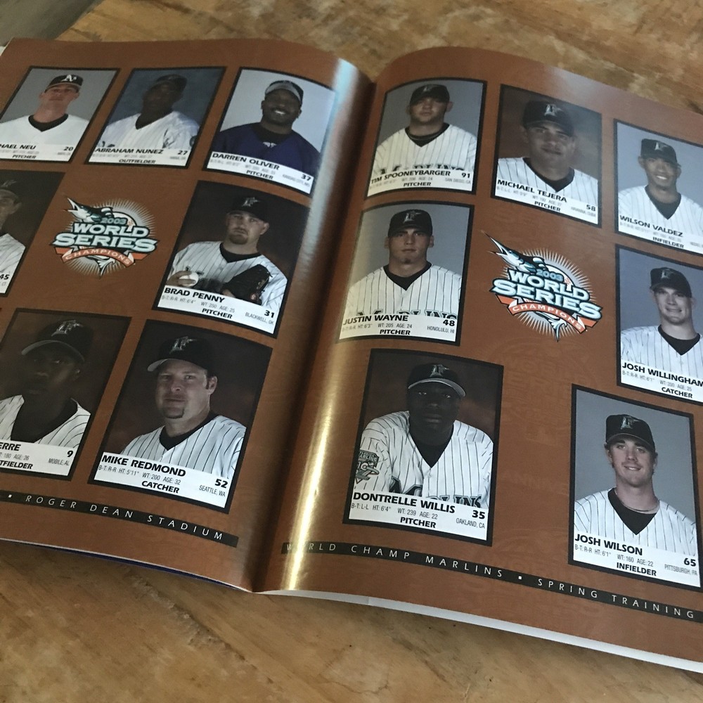2004 Spring Training World Champ Florida Marlins Program Gold Trophy Rare