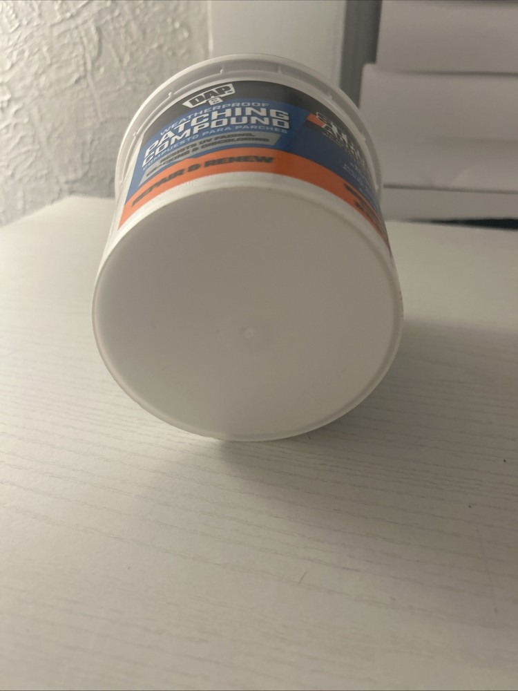 DAP Weatherproof Patching Compound: 32 fl. oz. (White)