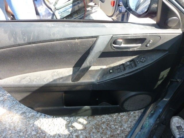 2010-2011 MAZDA 3 Upper Center Dash Display Screen