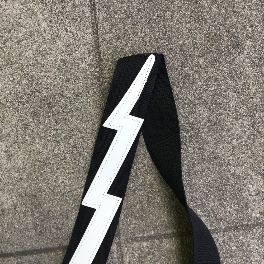 White Black Lightning Bolt Guitar Wear Strap