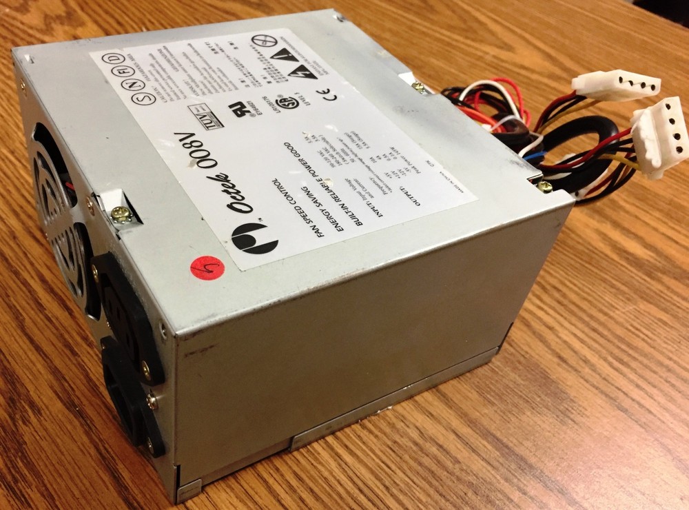 Octek 008V Switch Selectable Power Supply