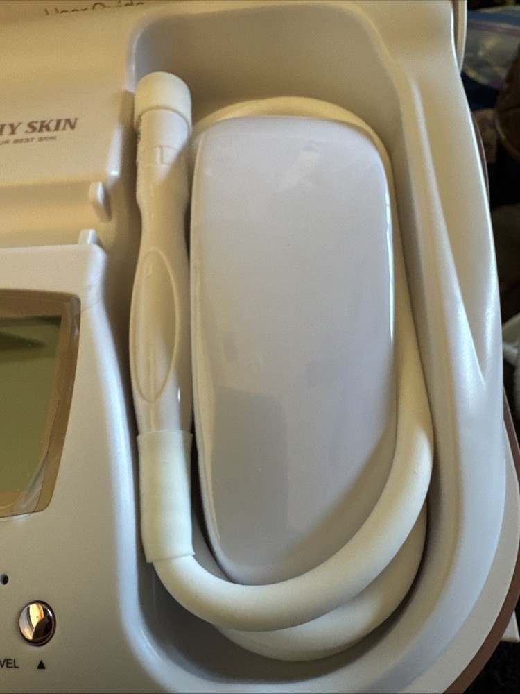 Trophy Skin Microderm MD TSMDD02 Microdermabrasion System White New
