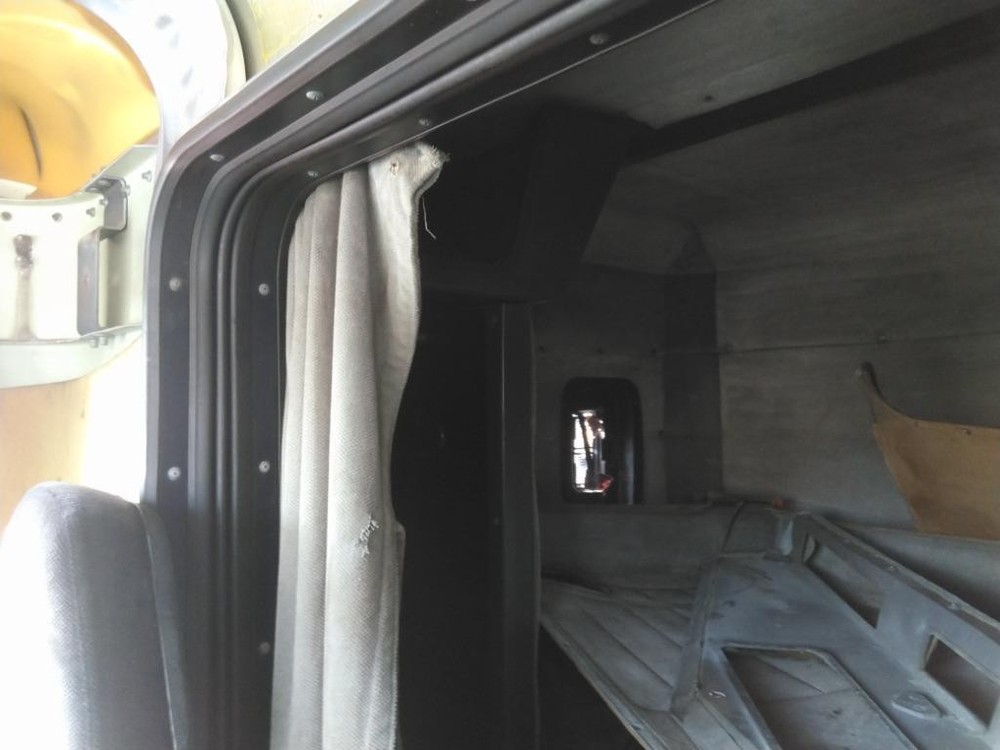 Replaces 1990 PETERBILT 379 SLEEPER , MD