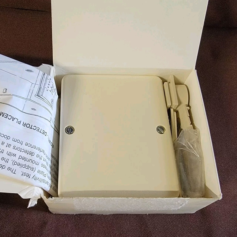 Aritech Vault Vibration Sensor DV 1201