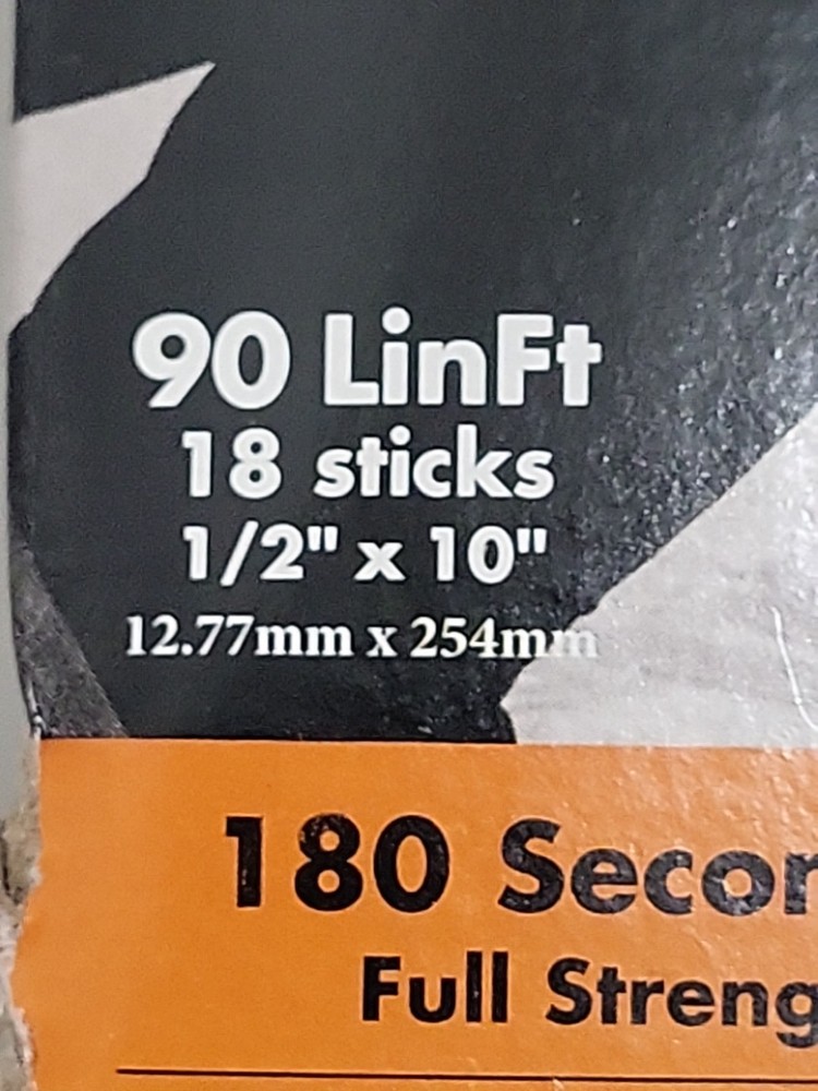 Fasten Master Flex 180 Holt Melt Construction Adhesive