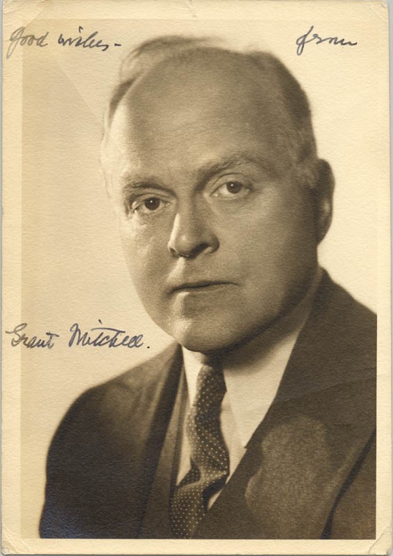 GRANT MITCHELL - AUTOGRAPHED SIGNED PHOTOGRAPH