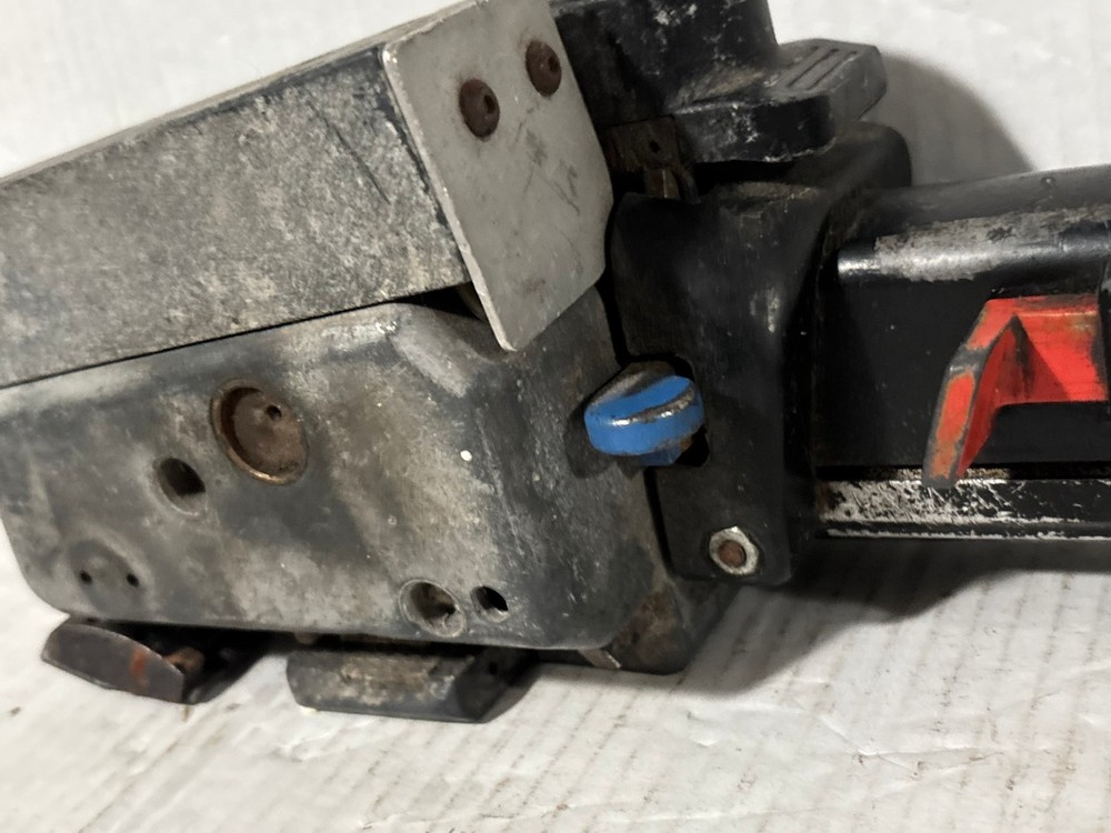 Signode VXL-16 Strapping Tool