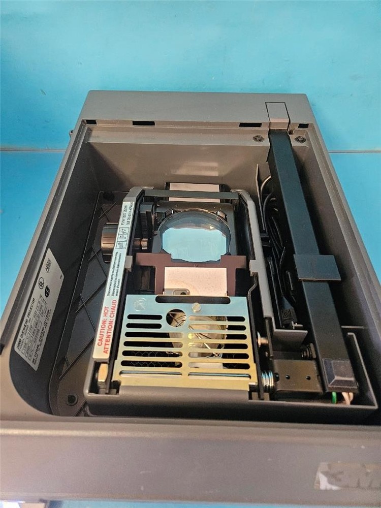 3M 2000 AG OVERHEAD PROJECTOR BRIEFCASE PORTABLE TRANSPARENCY PROJECTOR TESTED
